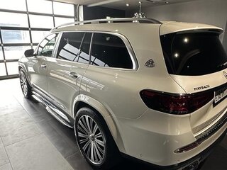 2021 Mercedes-Benz Maybach GLS 600 I, белый, 21000000 рублей, вид 3