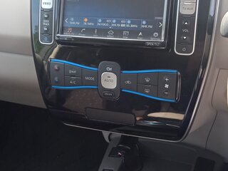 2015 Nissan Leaf 30kWh I (ZE0/AZE0), голубой, 1250000 рублей, вид 4
