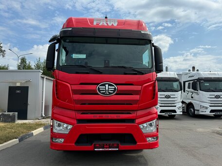 2024 FAW J7, красный, 8500000 рублей, вид 2