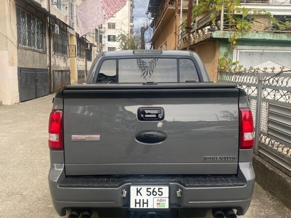 2009 Ford Explorer Sport Trac II, серый, 1800000 рублей - вид 5