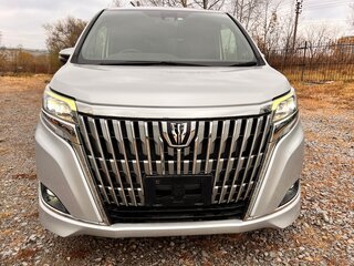 2018 Toyota Esquire I Рестайлинг, серебристый, 2835000 рублей, вид 1