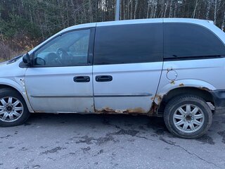 2001 Dodge Caravan 3-speed IV, серебристый, 300000 рублей, вид 2
