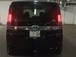 2018 Toyota Voxy III (R80) Рестайлинг, чёрный, 2200000 рублей, вид 5