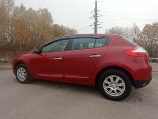 2012 Renault Megane III Рестайлинг, пурпурный, 970000 рублей, вид 5