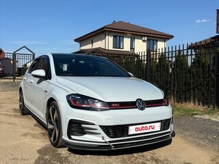 2019 Volkswagen Golf GTI VII Рестайлинг, белый, 2400000 рублей, вид 5