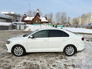 2021 Volkswagen Polo VI, белый, 1790000 рублей, вид 4
