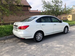 2005 Nissan Bluebird Sylphy II (G11), белый, 800000 рублей, вид 4