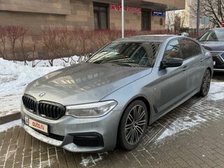 2019 BMW 5 серии 540i VII (G30/G31/G38), серый, 5300000 рублей, вид 1