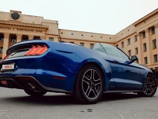 2018 Ford Mustang VI Рестайлинг, синий, 3300000 рублей, вид 5