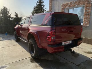 2016 Toyota Hilux Arctic Trucks AT35 VIII, красный, 7500000 рублей, вид 5