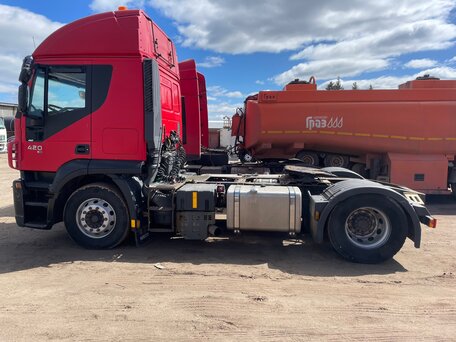 2012 Iveco Stralis, красный, 1950000 рублей, вид 4