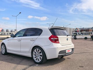 2010 BMW 1 серии 120d I (E81/E82/E87/E88) Рестайлинг, белый, 1000050 рублей, вид 5