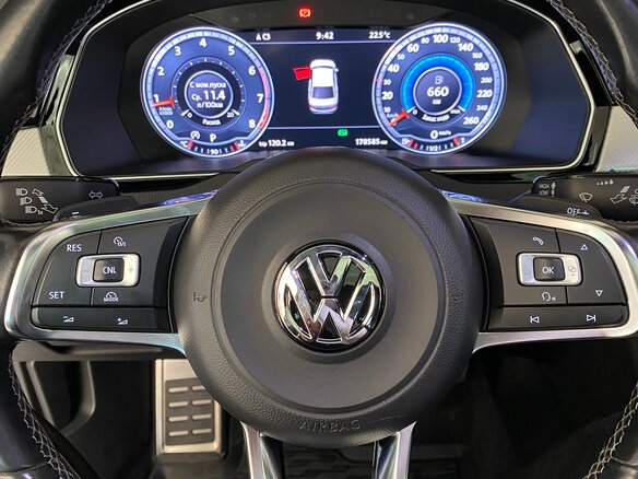 2015 Volkswagen Passat B8, белый, 2100000 рублей - вид 15