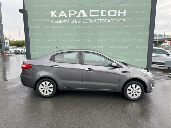 2013 Kia Rio 5-speed III, серый - вид 3