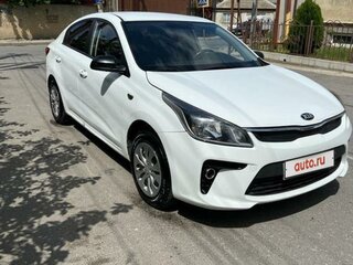 2018 Kia Rio IV, белый, 1150000 рублей, вид 3