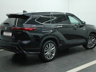 2021 Toyota Highlander IV (XU70), чёрный, 5245000 рублей, вид 3