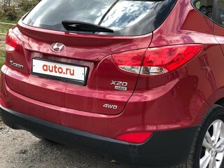 2011 Hyundai Tucson II, красный, 1300000 рублей, вид 3