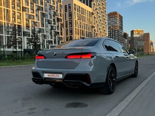 2022 BMW 7 серии 760i xDrive VII (G70), серый, 20000000 рублей, вид 5
