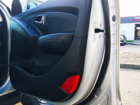 2014 Hyundai ix35 I Рестайлинг, серебристый, 1660000 рублей - вид 18