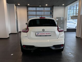 2018 Nissan Juke I Рестайлинг, белый, 1571000 рублей, вид 4