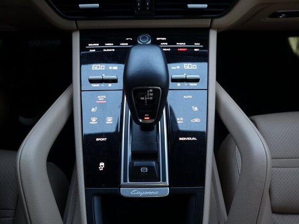 2022 Porsche Cayenne III, чёрный, 12291802 рублей - вид 15