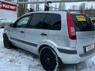 2006 Ford Fusion I Рестайлинг, серебристый, 350000 рублей, вид 4