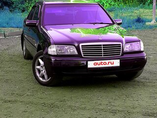 1997 Mercedes-Benz C-Класс 200 5-speed I (W202), чёрный, 1200000 рублей, вид 2
