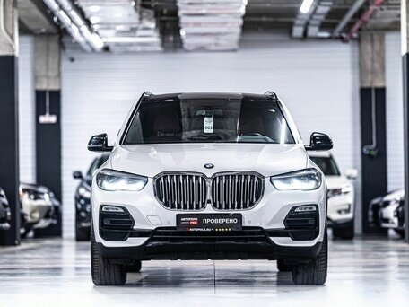 2019 BMW X5 30d IV (G05/G18), белый, 5000000 рублей - вид 3