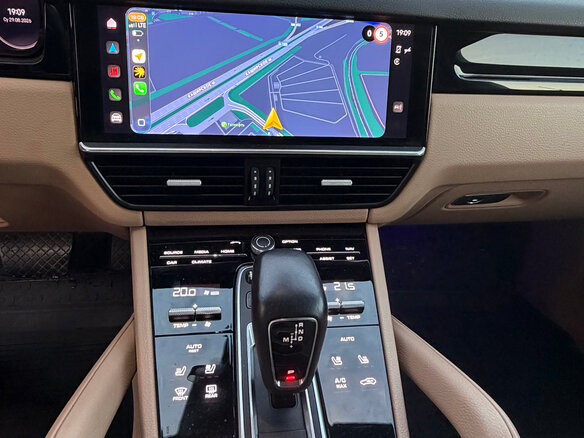 2021 Porsche Cayenne III, чёрный, 7500000 рублей - вид 9