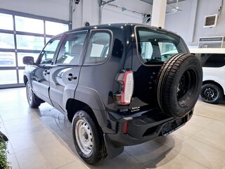 2026 Lada (ВАЗ) Niva Travel I Рестайлинг, зелёный, 1414000 рублей, вид 4