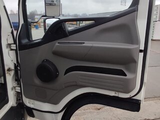 2019 Fuso (Mitsubishi) Canter, белый, 2500000 рублей, вид 5
