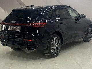 2026 Audi Q5 L III (GU), чёрный, 6129000 рублей, вид 5