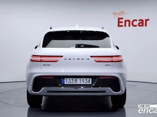 2022 Genesis GV70 I, белый, 8021645 рублей, вид 4