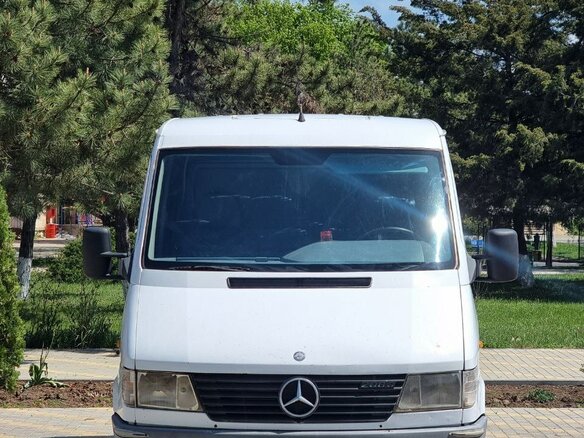1996 Mercedes-Benz Sprinter, белый, 640000 рублей - вид 9