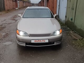 1996 Lexus ES 300 II Рестайлинг, золотистый, 350000 рублей, вид 1