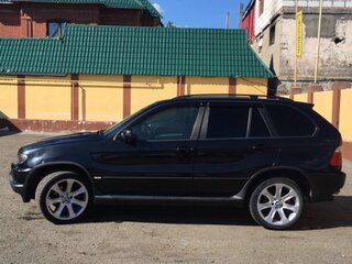 2003 BMW X5 3.0i I (E53), чёрный, 1015000 рублей, вид 3