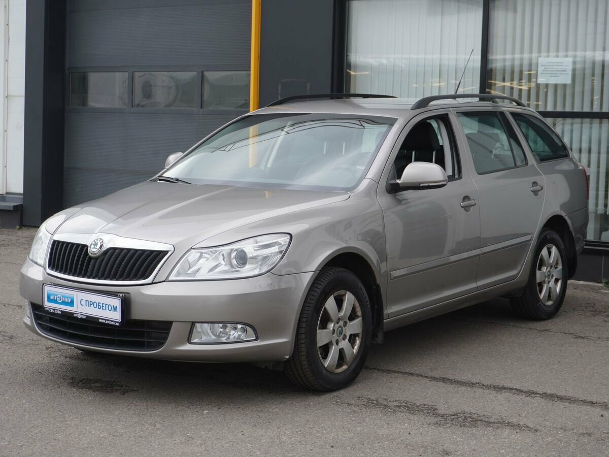 Открыть фотографии: Skoda Octavia II (A5) Рестайлинг