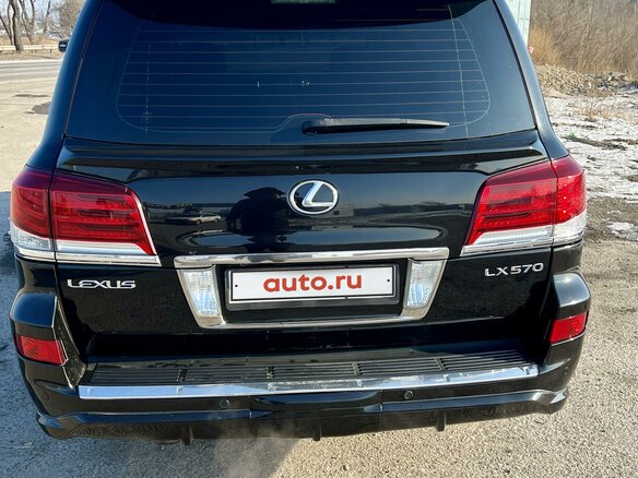 2010 Lexus LX 570 III, чёрный, 3650000 рублей - вид 6
