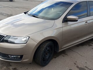 2018 Skoda Rapid I Рестайлинг, бежевый, 1450000 рублей, вид 1