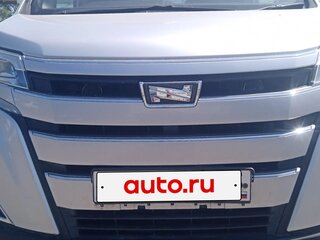 2019 Toyota Noah III (R80) Рестайлинг, серый, 2482000 рублей, вид 2