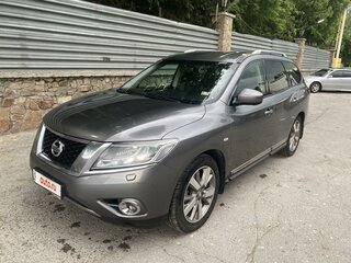 2014 Nissan Pathfinder IV, серый, 1700000 рублей, вид 4
