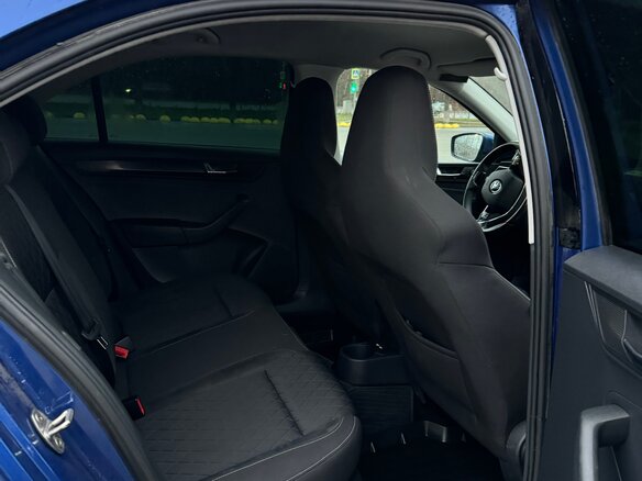 2021 Skoda Rapid II, синий, 1900000 рублей - вид 33