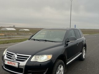 2008 Volkswagen Touareg I Рестайлинг, чёрный, 1050000 рублей, вид 1