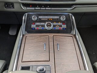 2022 Lincoln Navigator IV, чёрный, 15197094 рублей, вид 5