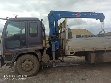 1984 Isuzu Forward (F-Series), фиолетовый, 3500000 рублей, вид 3