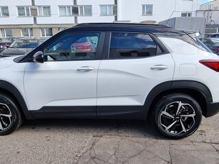 2021 Chevrolet TrailBlazer III, белый, 2810000 рублей, вид 4