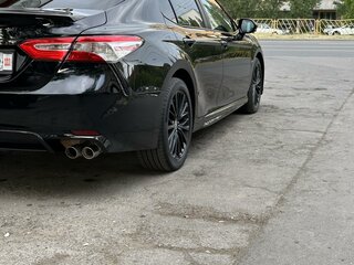 2020 Toyota Camry US Market VIII (XV70), чёрный, 2600000 рублей, вид 5