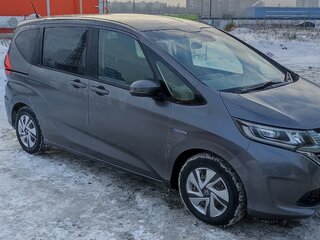2016 Honda Freed II, серый, 1450000 рублей, вид 2