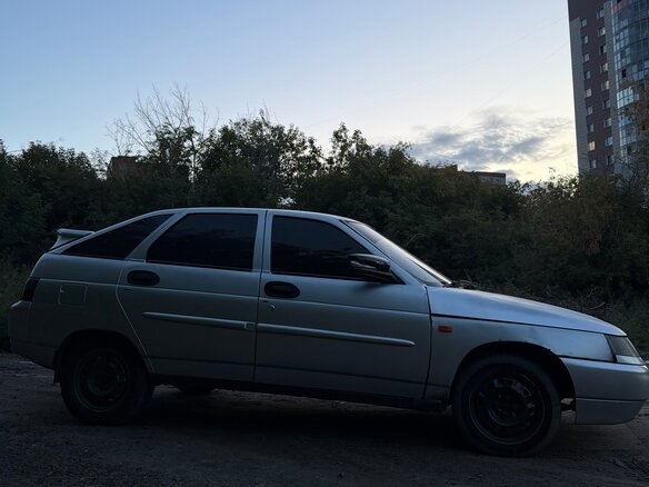 2003 Lada (ВАЗ) 2112, серебристый, 83000 рублей - вид 2