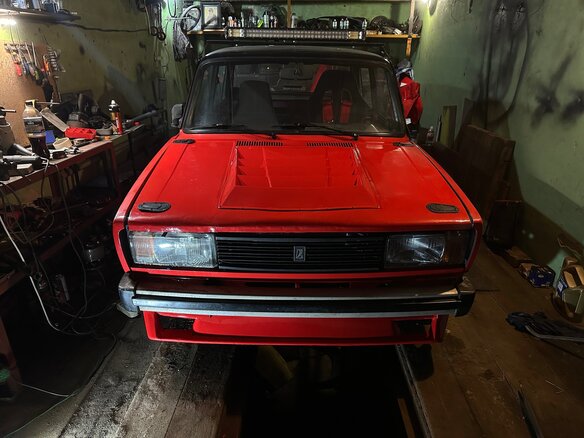 2008 Lada (ВАЗ) 2105, красный, 130000 рублей - вид 19